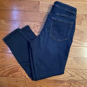 Old Navy Mid Rise Pop Icon Skinny Like New Size 12 short
